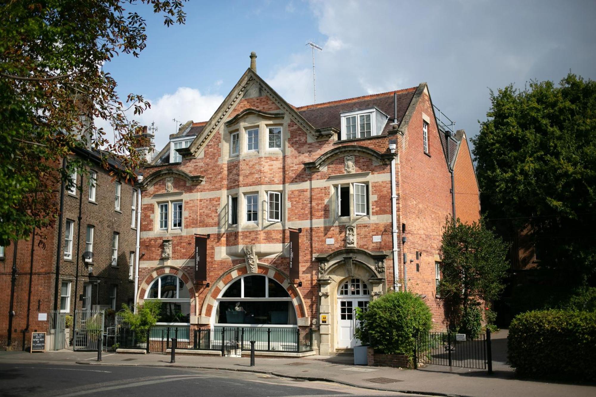 One Warwick Park Hotel Royal Tunbridge Wells Ngoại thất bức ảnh